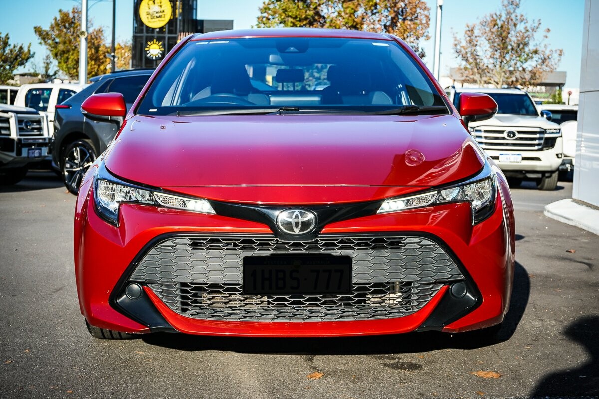 Toyota Corolla image 3