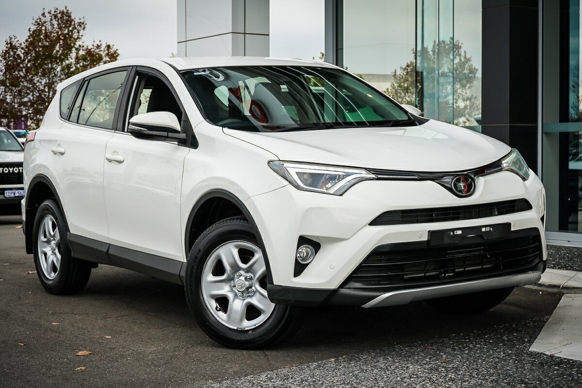 Toyota Rav4 image 1