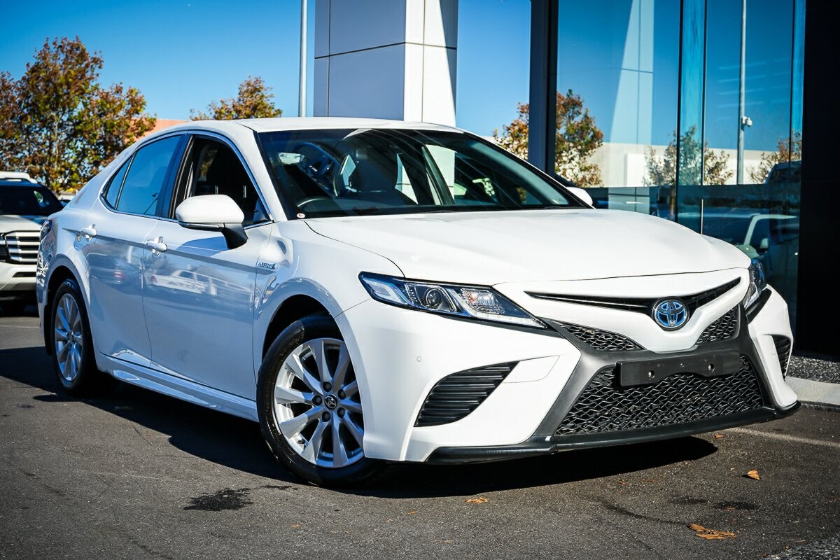 Toyota Camry image 1