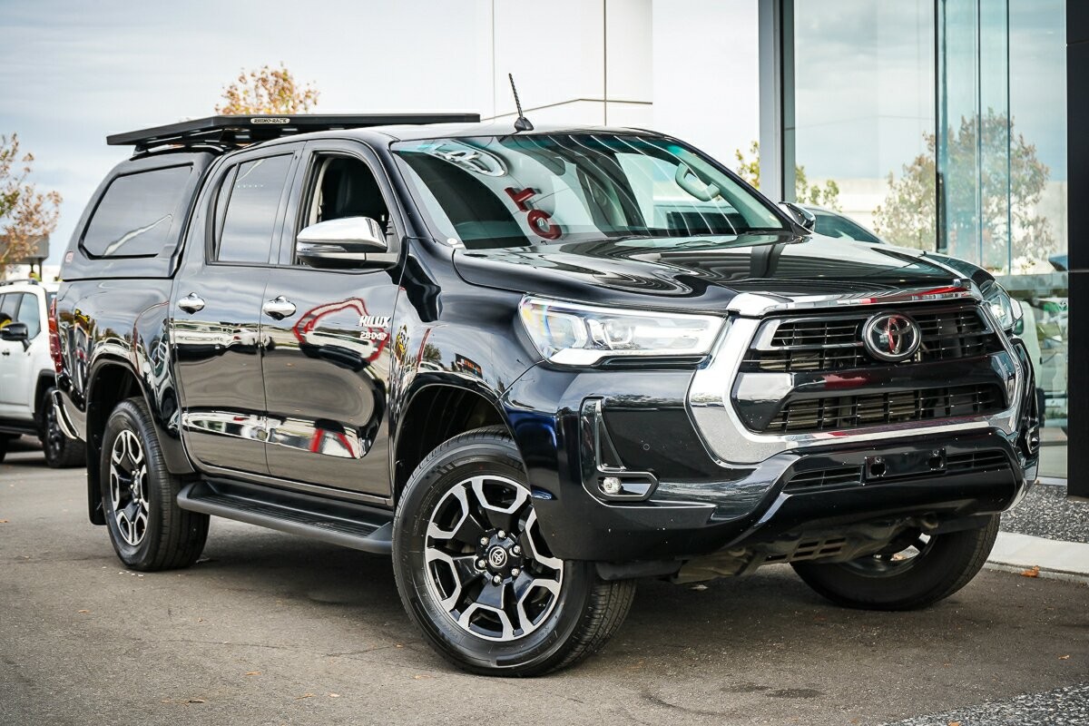 Toyota Hilux image 1