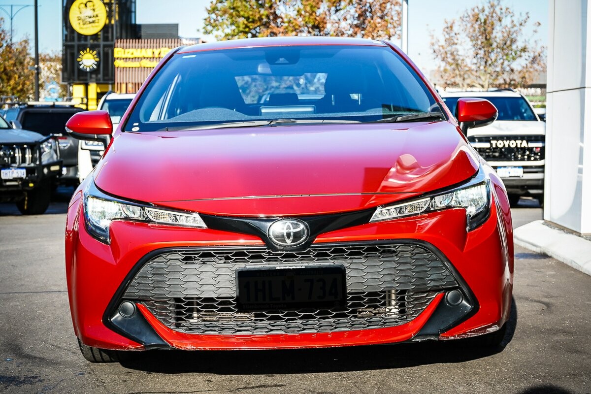 Toyota Corolla image 3