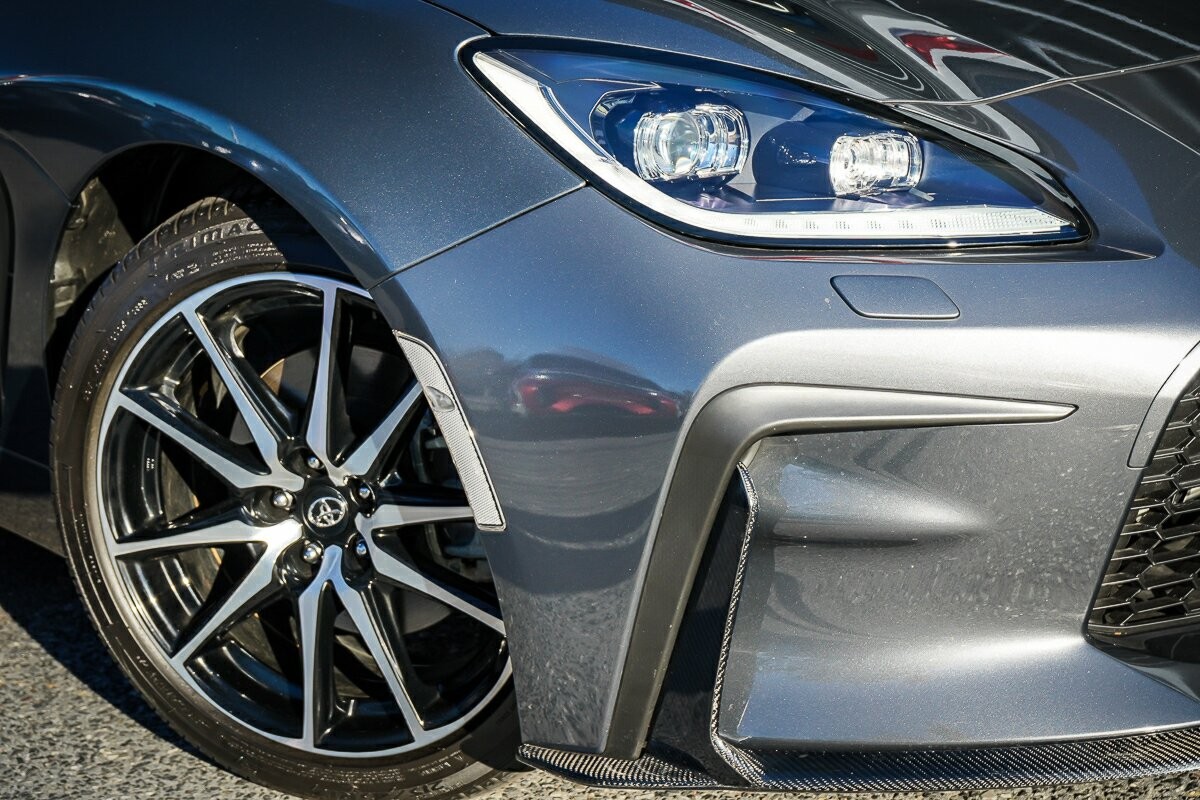 Toyota Gr86 image 2