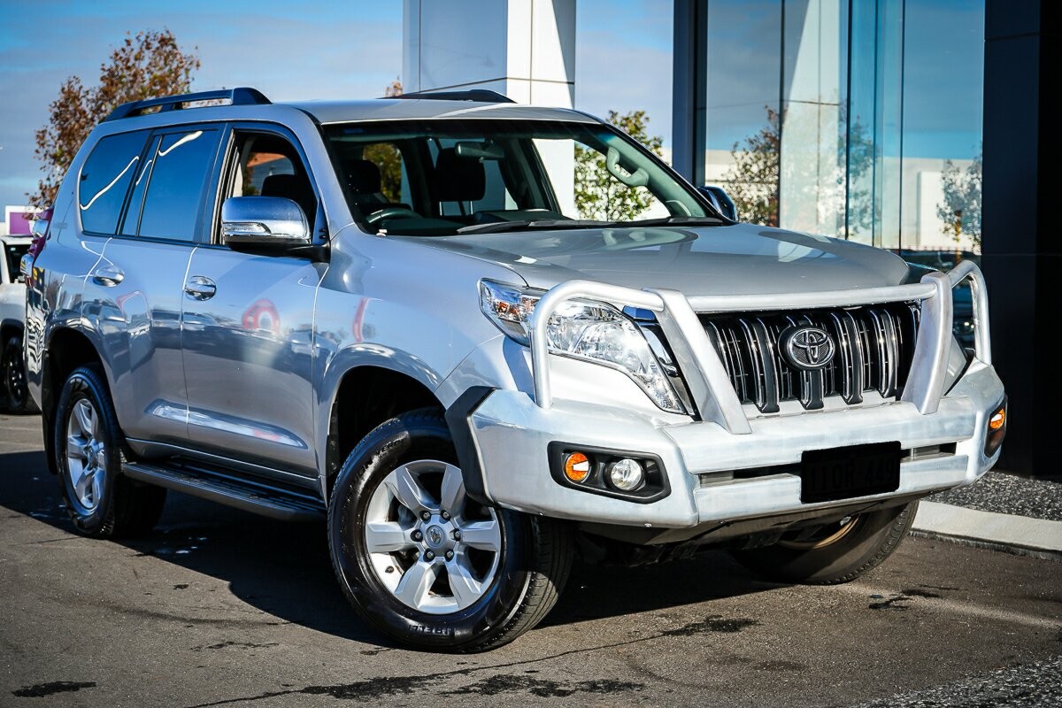 Toyota Landcruiser Prado image 1