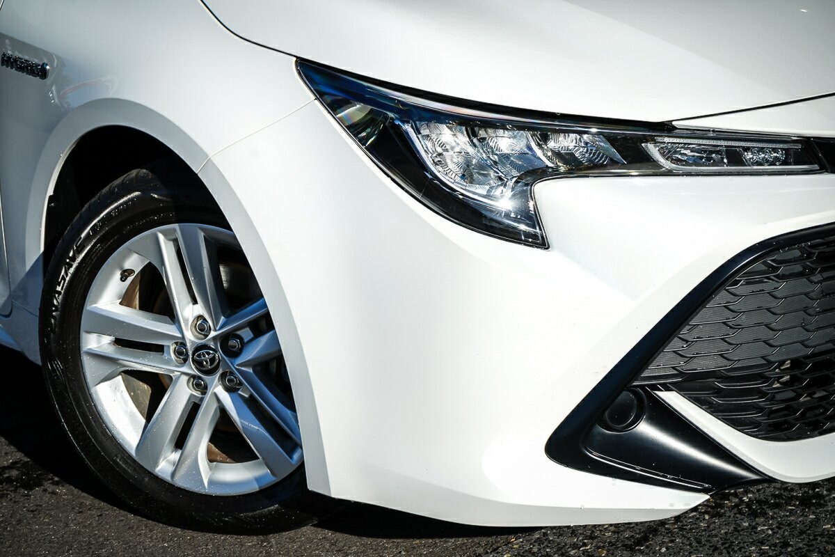 Toyota Corolla image 2