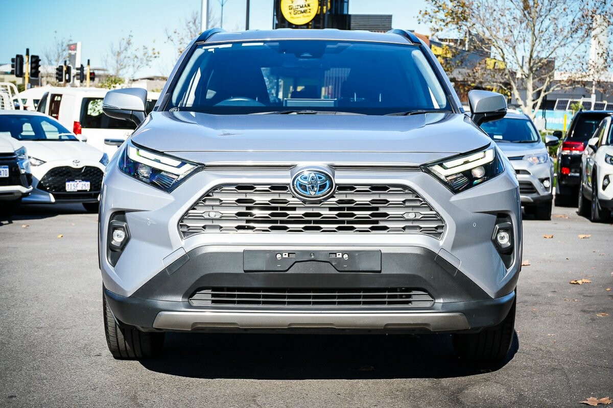 Toyota Rav4 image 3