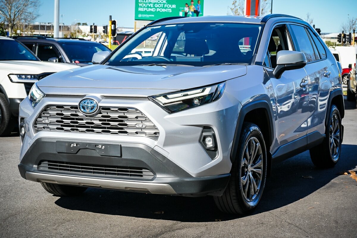 Toyota Rav4 image 4