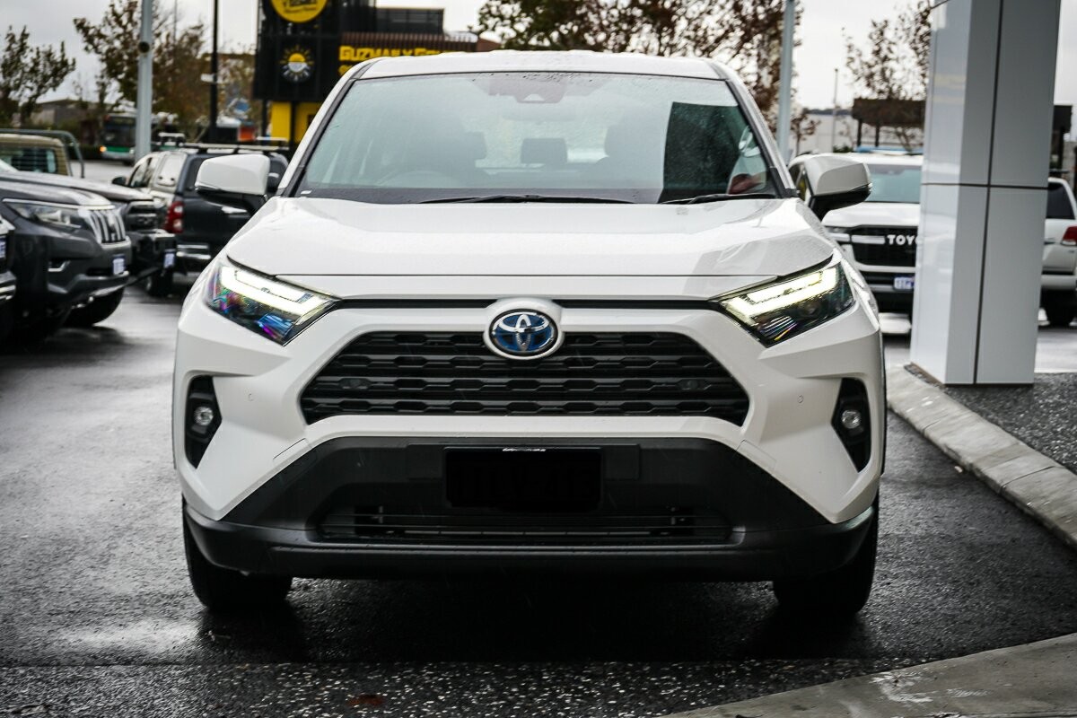 Toyota Rav4 image 3