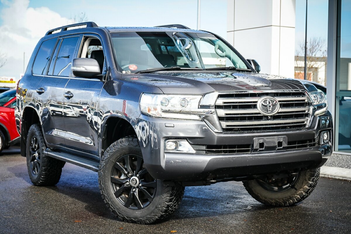 Toyota Landcruiser image 1
