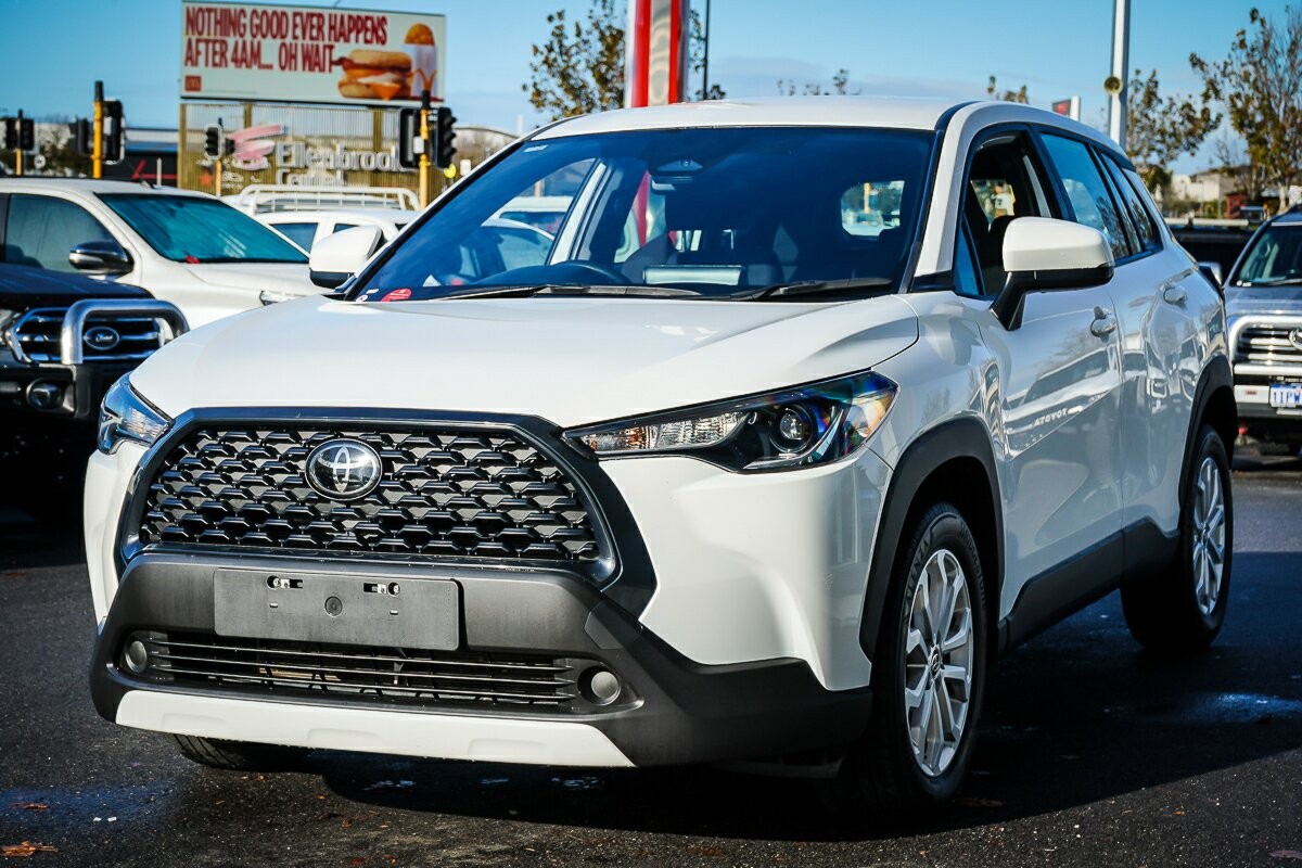 Toyota Corolla Cross image 4