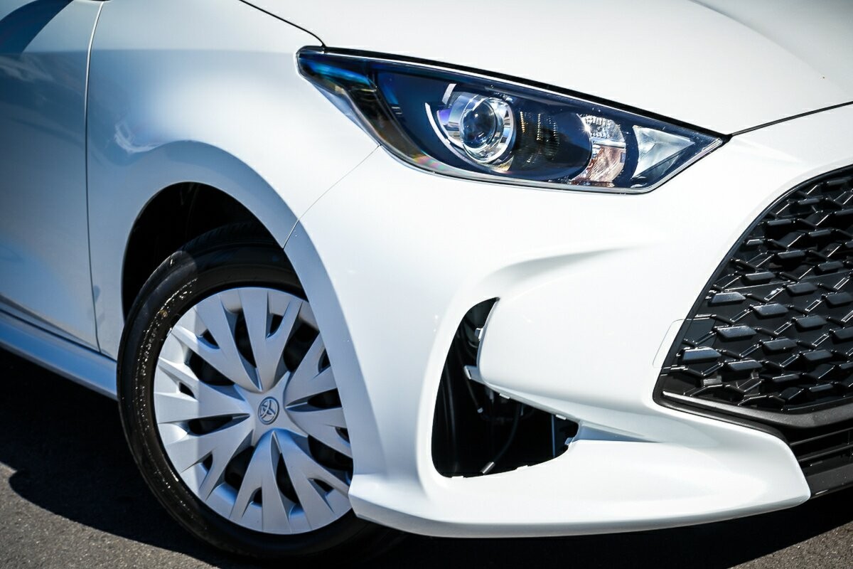 Toyota Yaris image 2