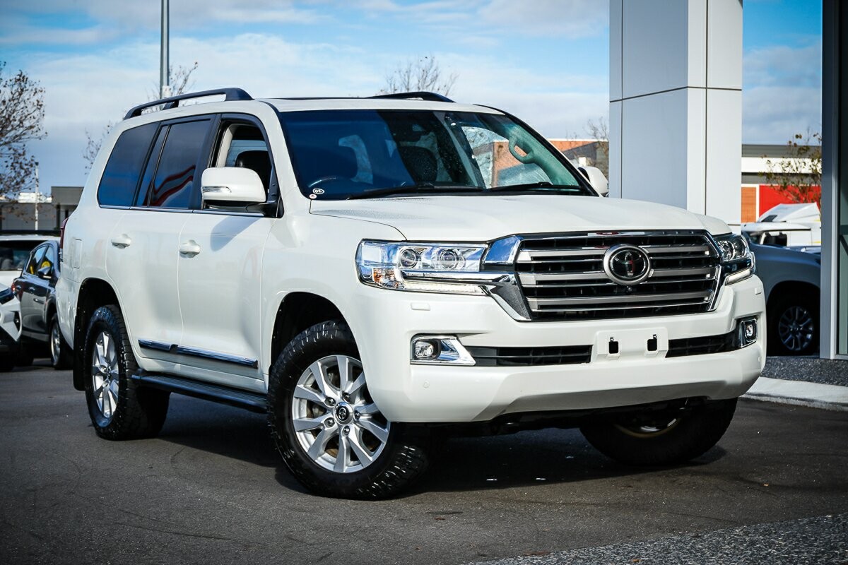 Toyota Landcruiser image 1