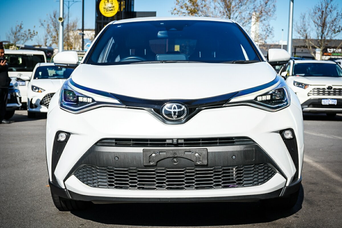 Toyota C-hr image 3