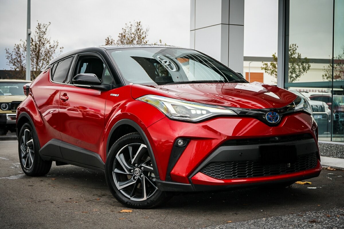 Toyota C-hr image 1