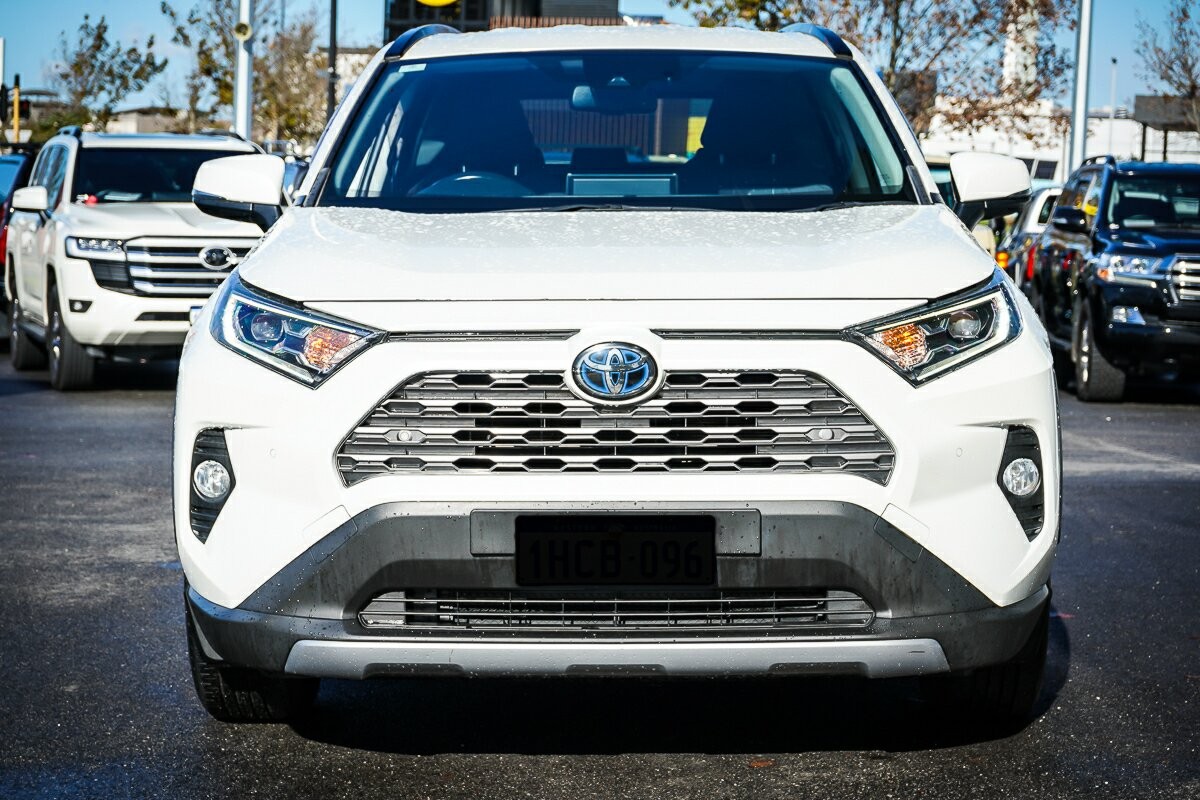 Toyota Rav4 image 3