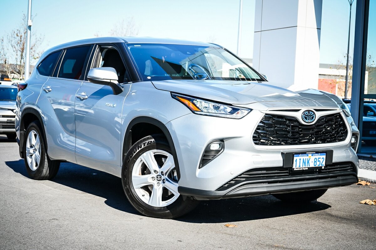 Toyota Kluger image 1
