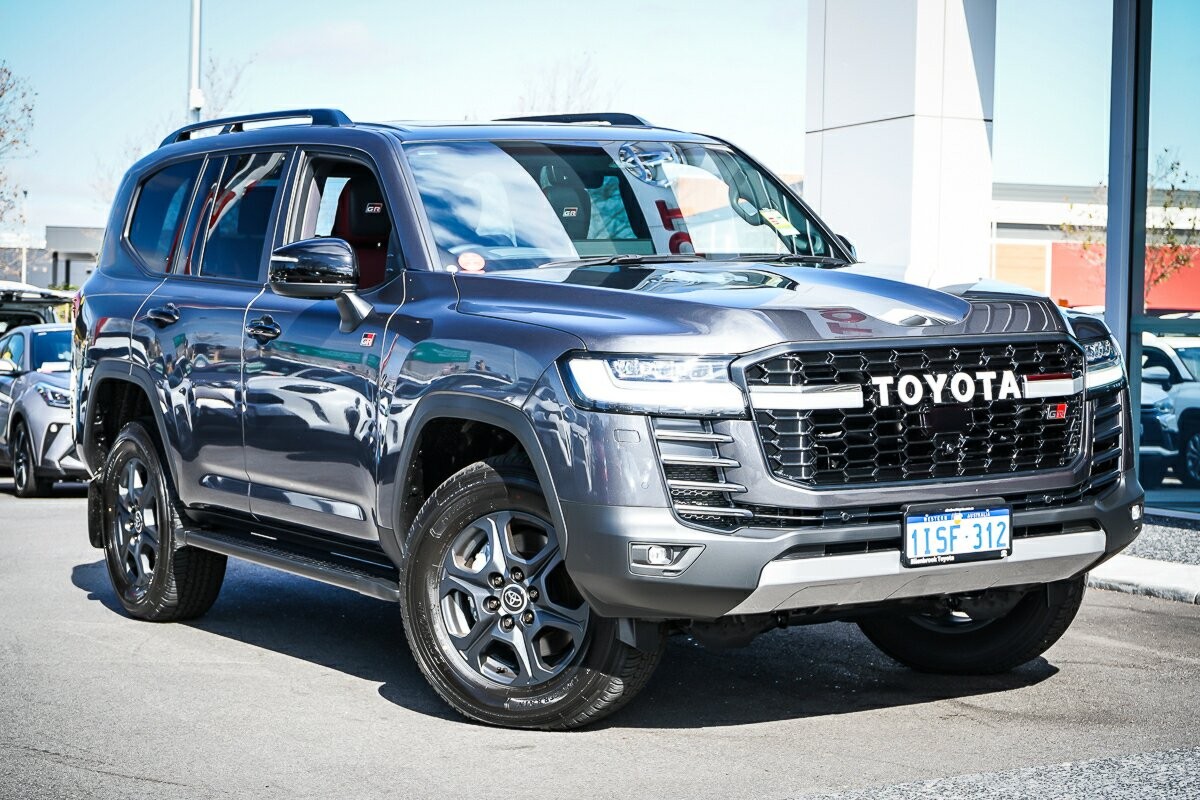 Toyota Landcruiser image 1