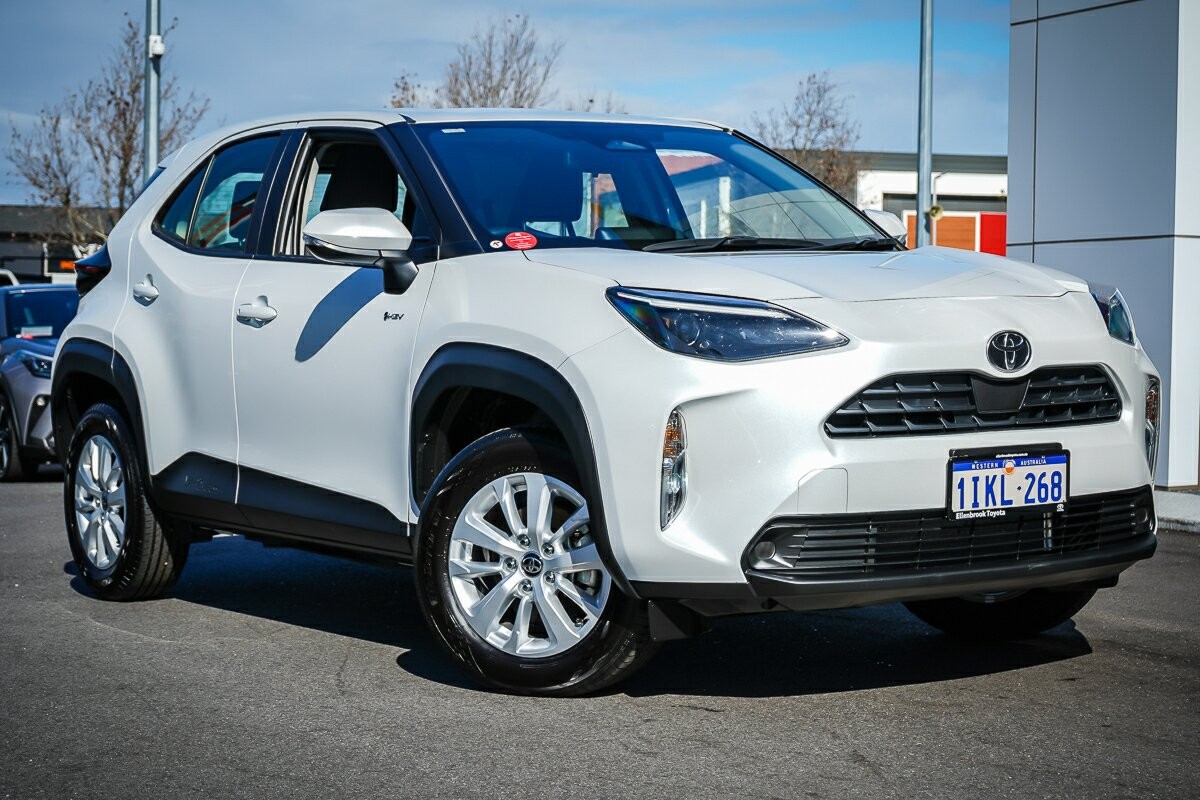 Toyota Yaris Cross image 1
