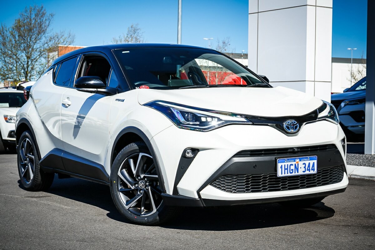 Toyota C-hr image 1