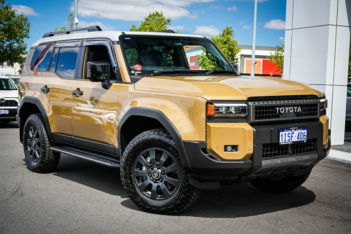 Toyota Landcruiser Prado image 1