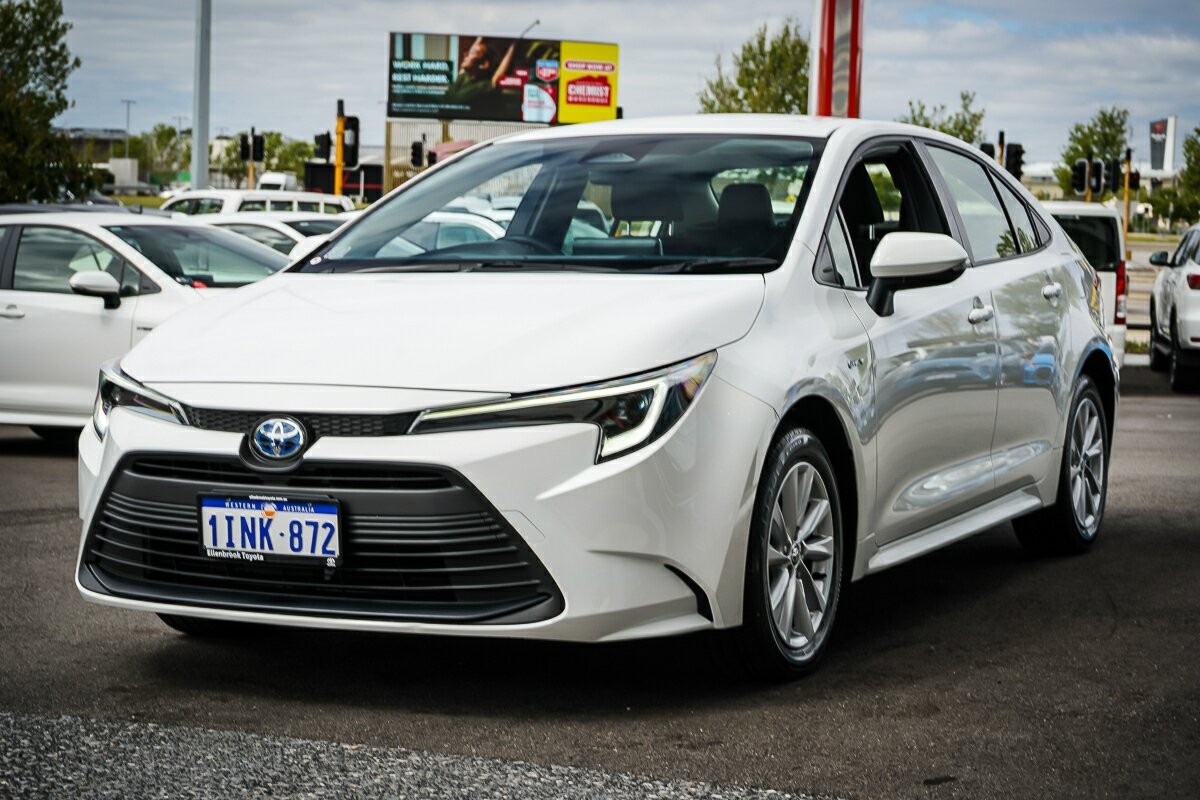 Toyota Corolla image 4