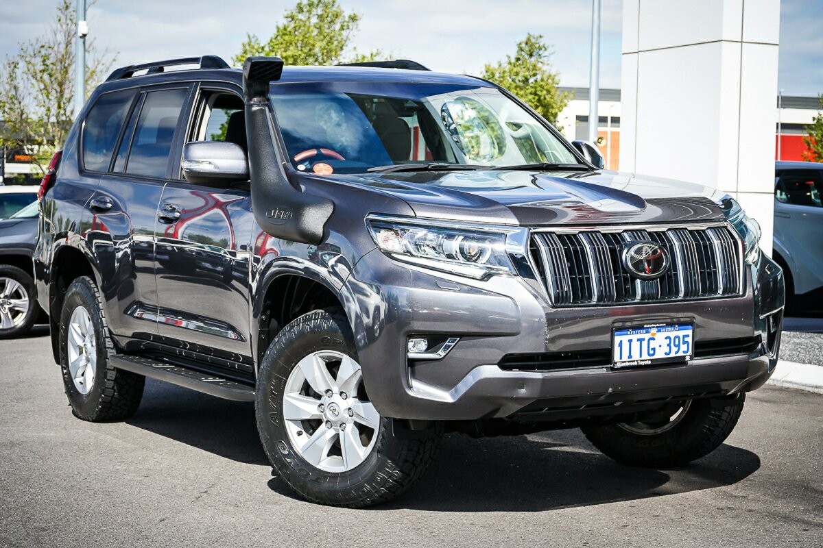 Toyota Landcruiser Prado image 1