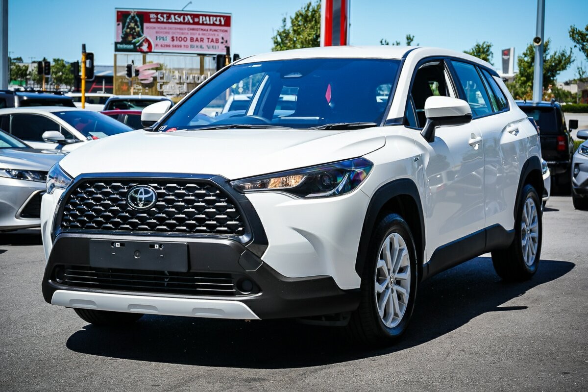 Toyota Corolla Cross image 4