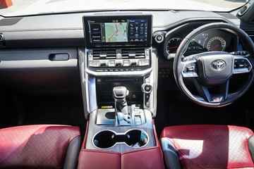 https://vehicle-cdn.autoleague.cloud/34708_6511613_15.jpg