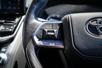 https://vehicle-cdn.autoleague.cloud/34708_6511613_25.jpg