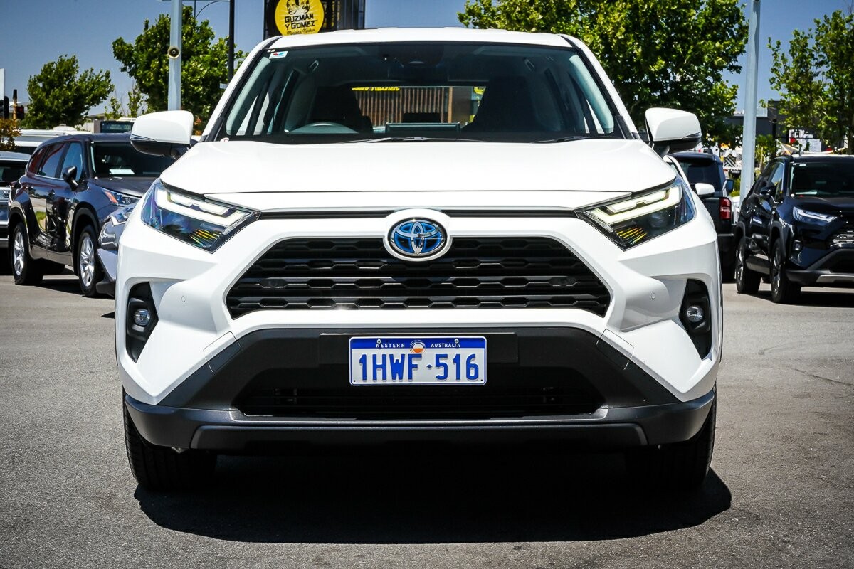 Toyota Rav4 image 3