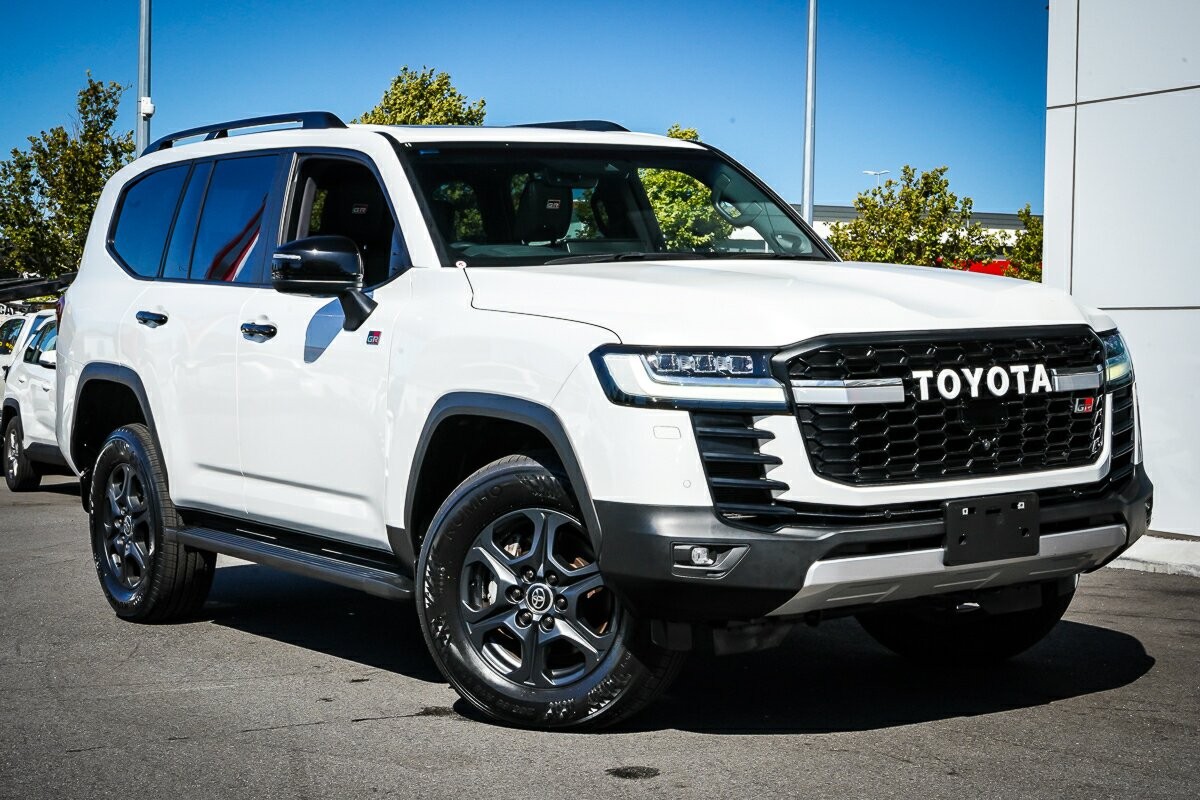 Toyota Landcruiser image 1