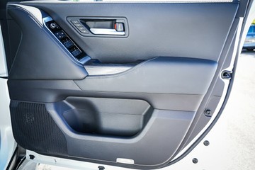 https://vehicle-cdn.autoleague.cloud/34708_6511747_15.jpg