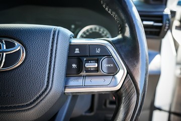 https://vehicle-cdn.autoleague.cloud/34708_6511747_20.jpg