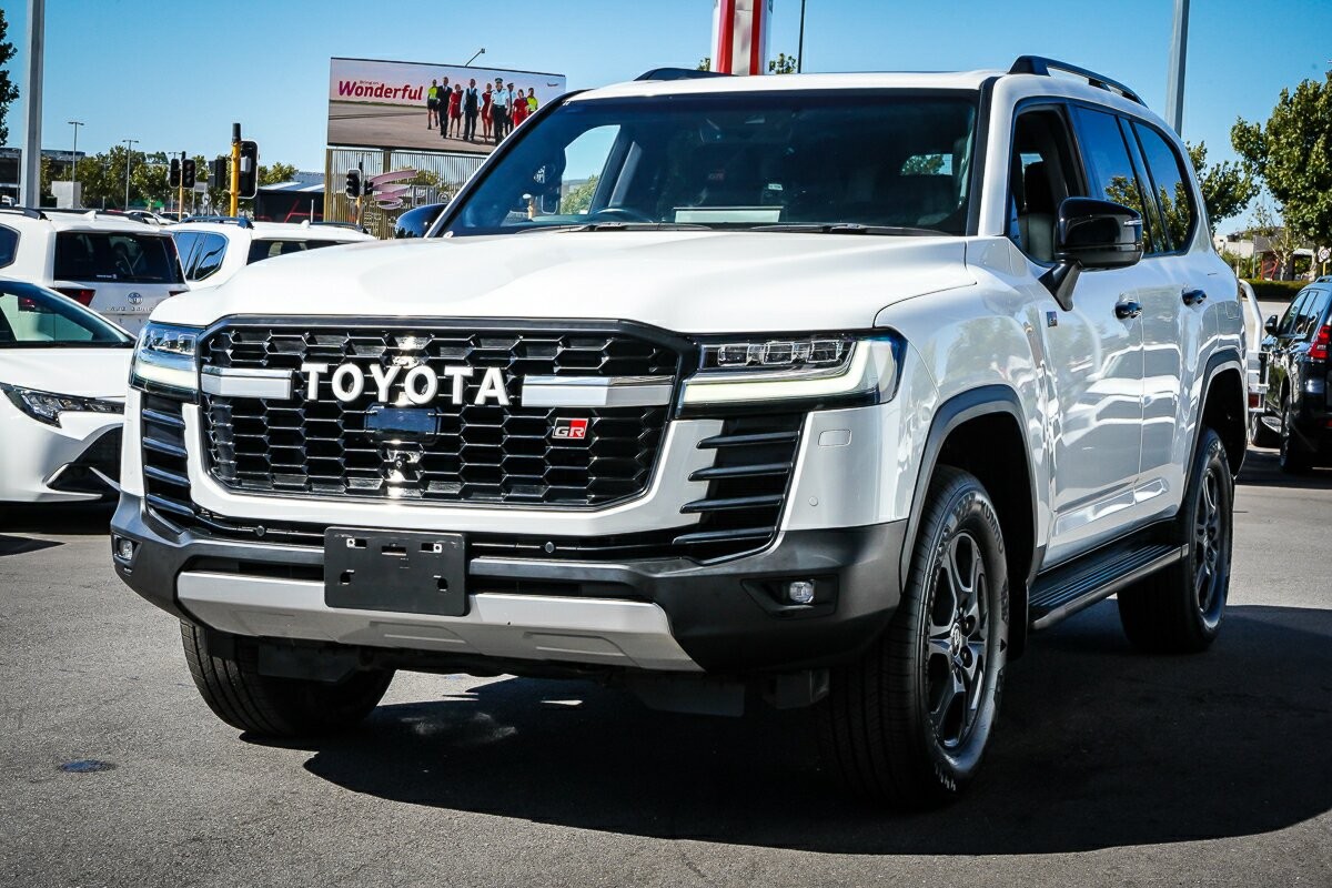 Toyota Landcruiser image 4