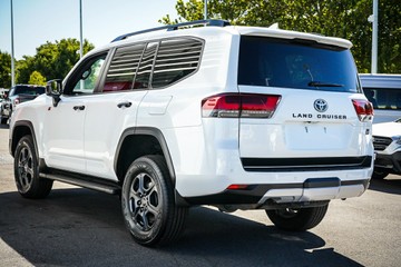 https://vehicle-cdn.autoleague.cloud/34708_6511747_6.jpg