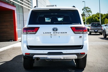 https://vehicle-cdn.autoleague.cloud/34708_6511747_7.jpg