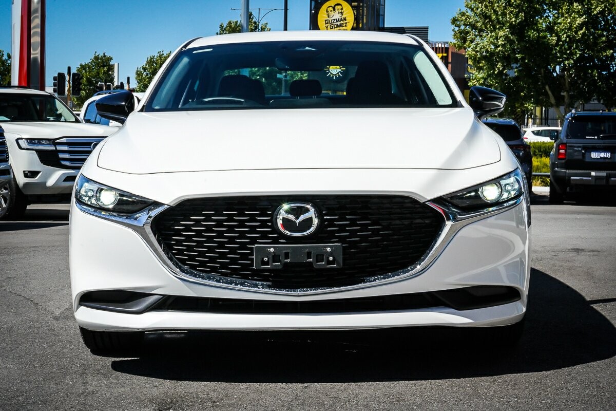 Mazda 3 image 3
