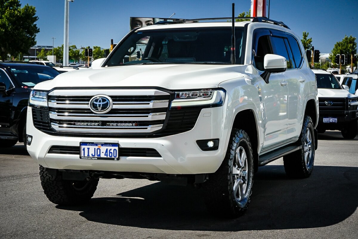 Toyota Landcruiser image 4