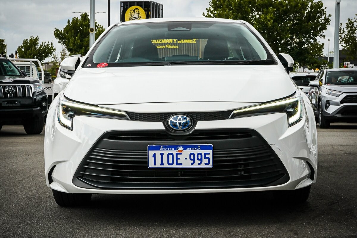 Toyota Corolla image 3