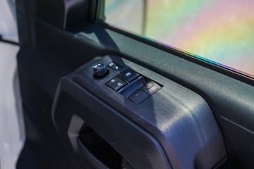https://vehicle-cdn.autoleague.cloud/34708_6511904_13.jpg