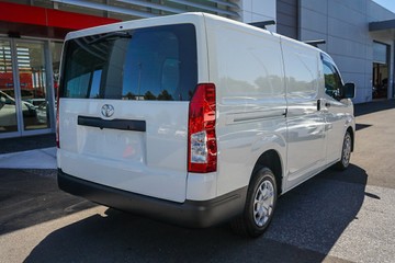 https://vehicle-cdn.autoleague.cloud/34708_6511904_8.jpg