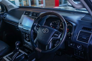 https://vehicle-cdn.autoleague.cloud/34708_6511957_13.jpg