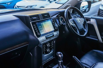 https://vehicle-cdn.autoleague.cloud/34708_6511957_20.jpg
