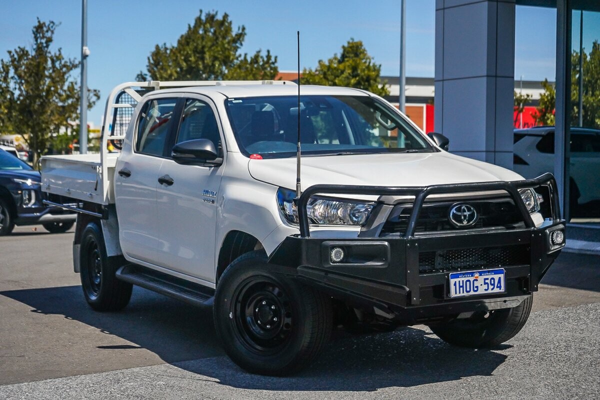 Toyota Hilux image 1