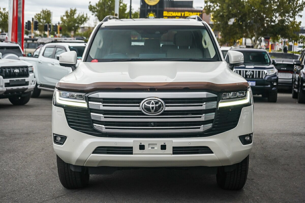 Toyota Landcruiser image 3