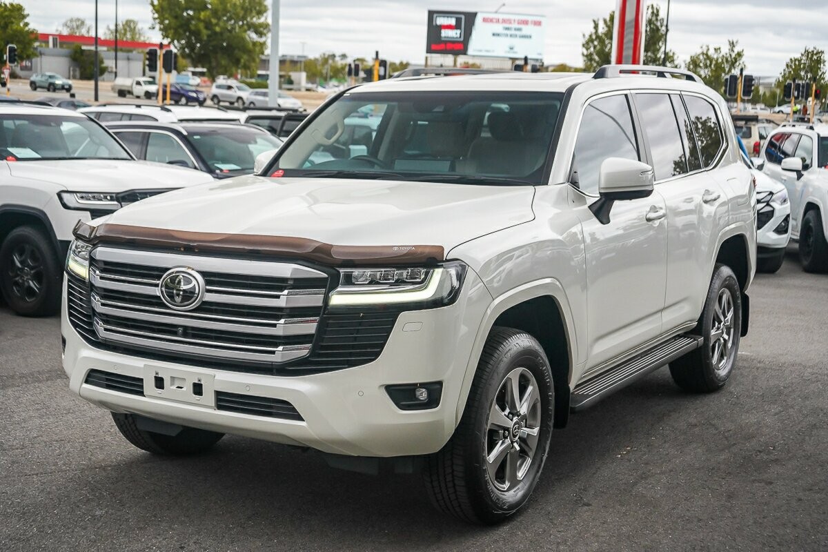 Toyota Landcruiser image 4