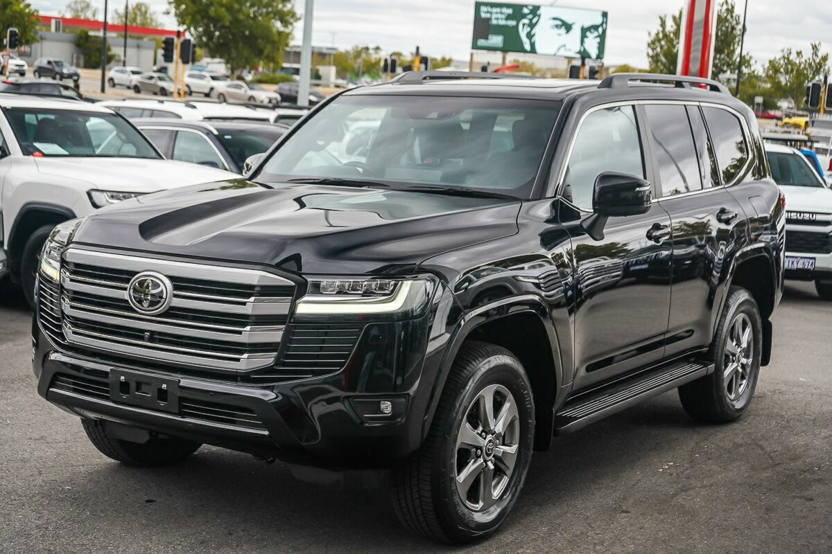 Toyota Landcruiser image 4