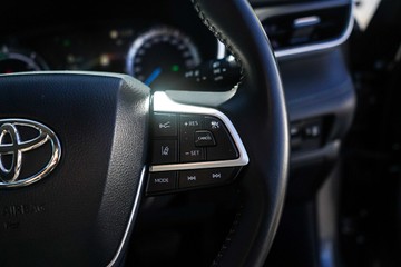 https://vehicle-cdn.autoleague.cloud/34708_6512076_14.jpg