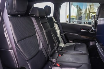 https://vehicle-cdn.autoleague.cloud/34708_6512113_9.jpg