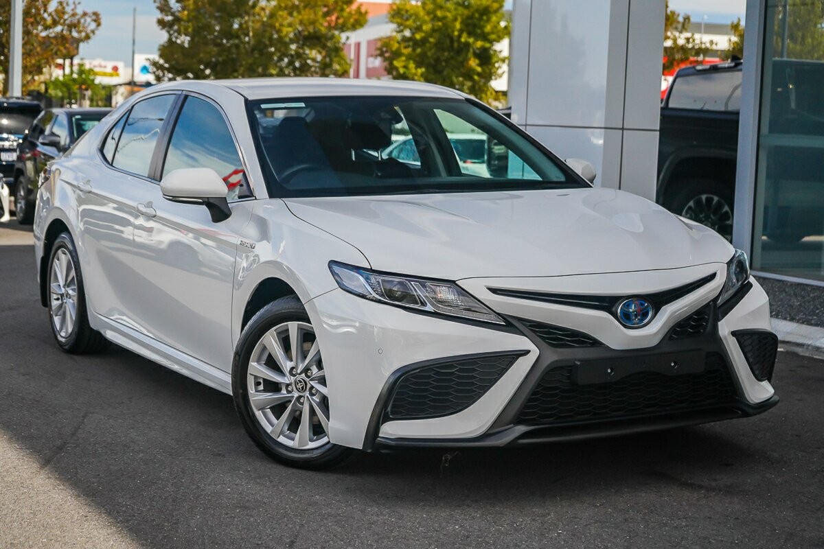 Toyota Camry image 1