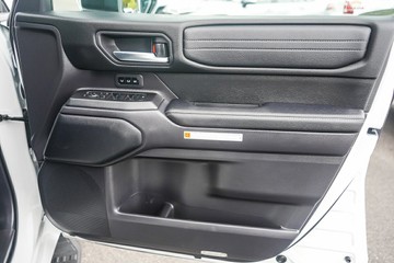 https://vehicle-cdn.autoleague.cloud/34708_6512144_11.jpg